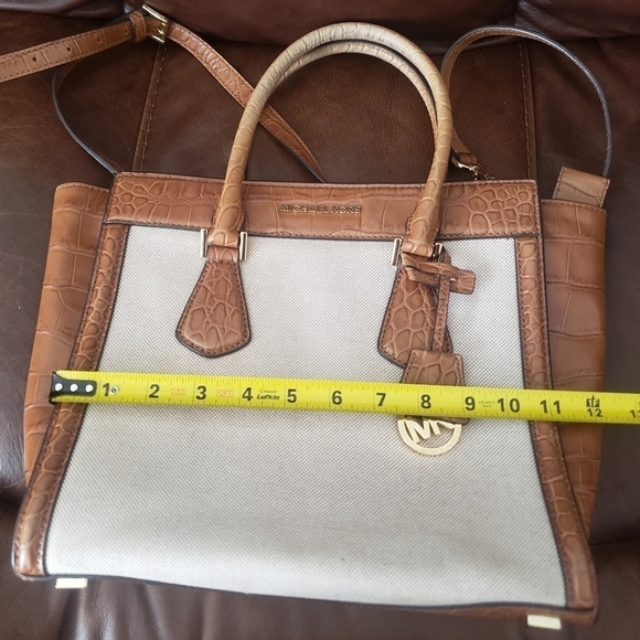 MICHAEL Kors Colette Walnut Medium Messenger Satchel Bag - Picture 11 of 16